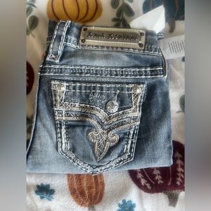 Rock Revival Size:26 Skinny crop